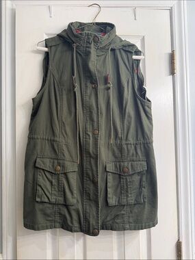 Market & Spruce Sleeveless Hooded Utility Jacket - Olive